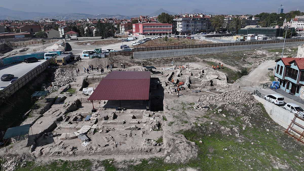 Konya’da Larende Kapısı Gün Yüzüne Çıkıyor 4